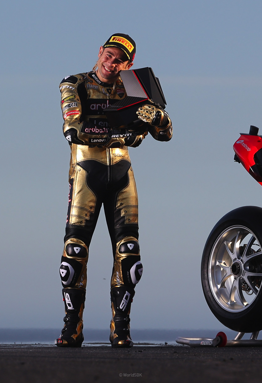 FIM SUPERBIKE World Championship Trophy